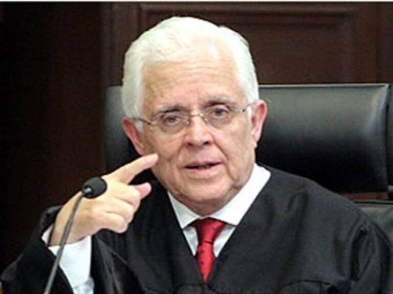 Ministro exige disculpa pública de funcionarios a los padres de la guardería ABC