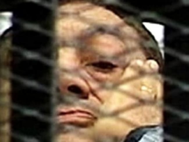 Aplazan juicio de Mubarak al 5 de septiembre y será a puerta cerrada