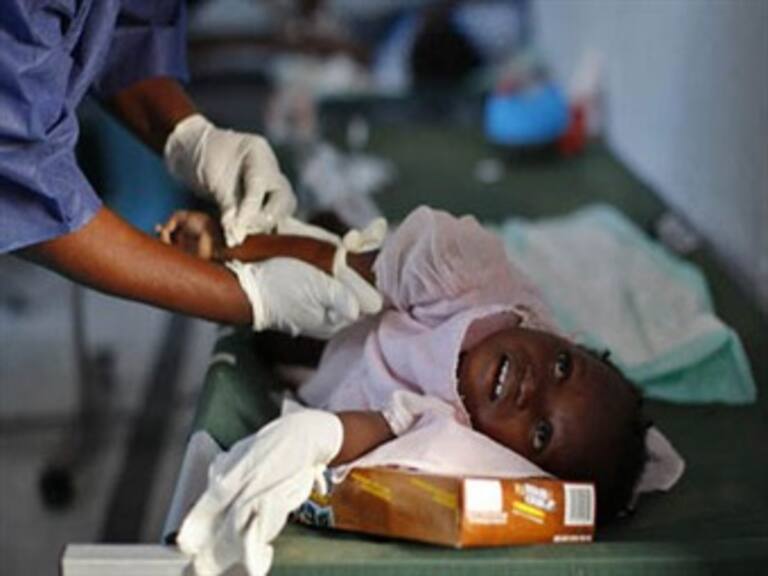 Refuerza Colombia controles en frontera con Venezuela por cólera