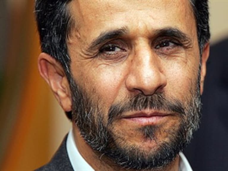 Niega Ahmadinejad ocultar programa nuclear