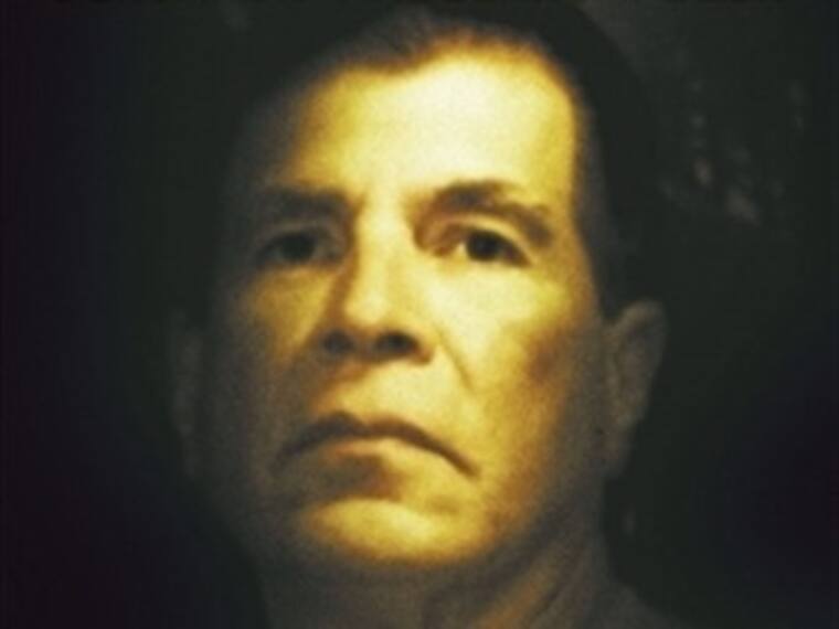 Presenta Juan Reyna su libro 'El Extraditado'