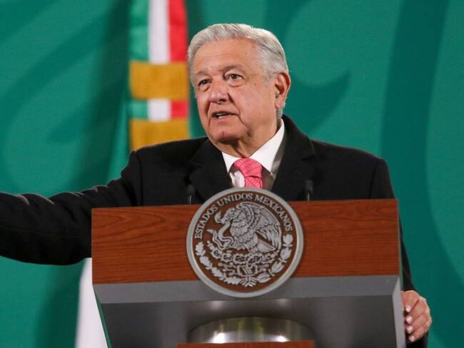 SFP puede hacer investigación sobre Santiago Nieto: AMLO