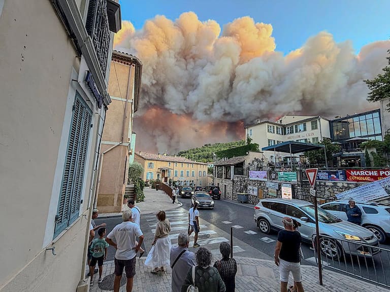 Cotignac, al Sur de Francia, unas de las regiones más afectadas por los incendios que han devastado más de 2500 hectáreas.