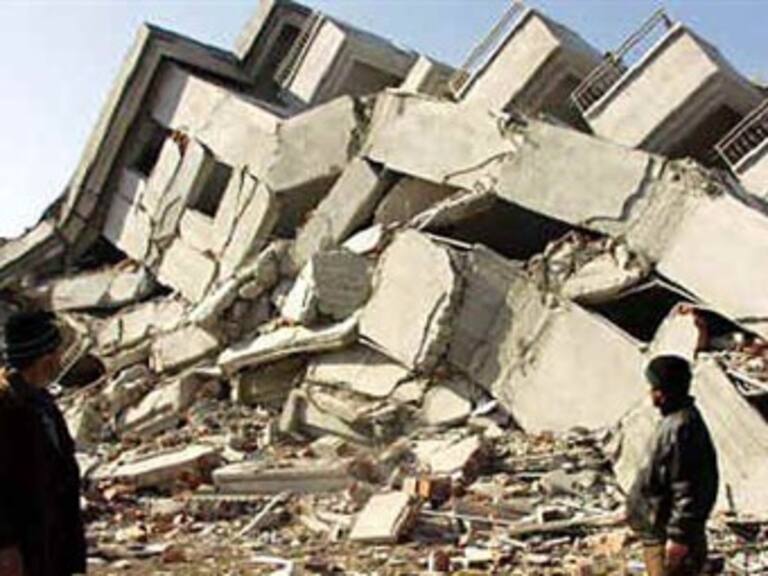 Suman un centenar las réplicas del terremoto en Chile