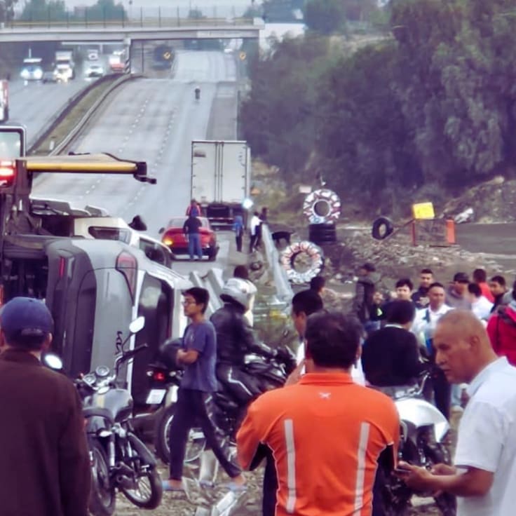 México-Querétaro: ¿Qué pasó en la carretera que llevan horas parados?
