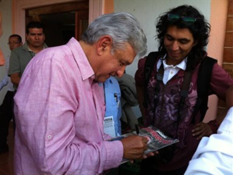 Da a entender AMLO que apoya a Obama