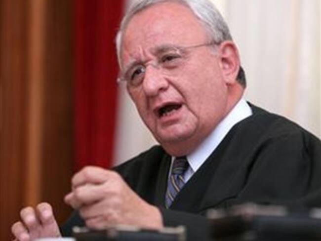 Ofrece Silva Meza a Calderón cooperación del Poder Judicial