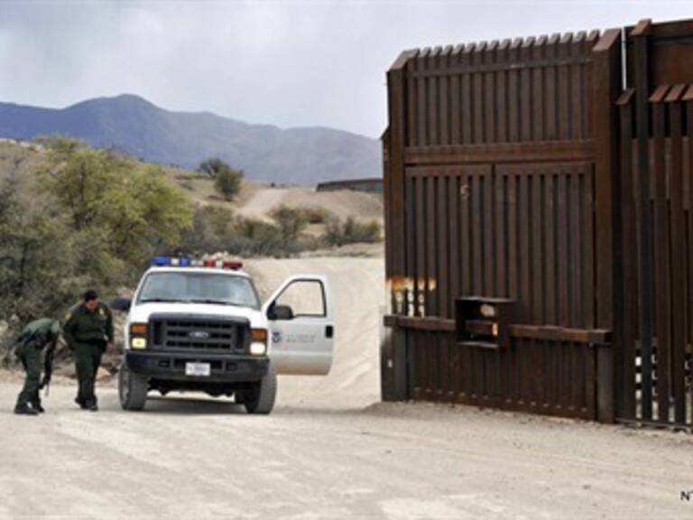 Piden al FBI investigar muerte de mexicano en la frontera