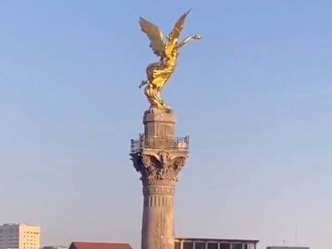 Sismo en CDMX sacude con fuerza columna del Ángel de la Independencia | VIDEO