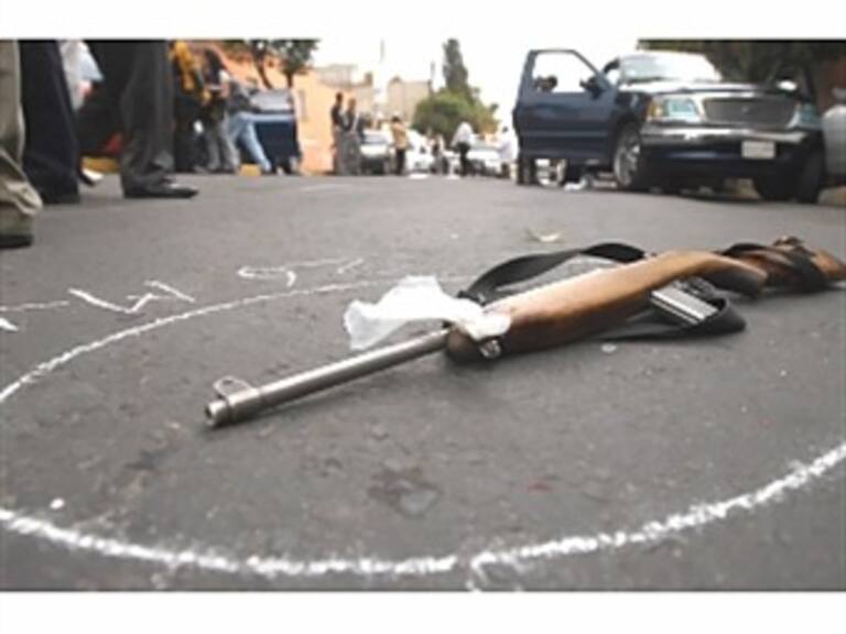 Atrae PGR investigación de homicidios de 12 federales en Michoacán