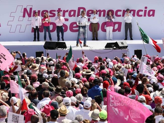 Quien llegó al poder por la democracia, pretende destruirla: Lorenzo Córdova