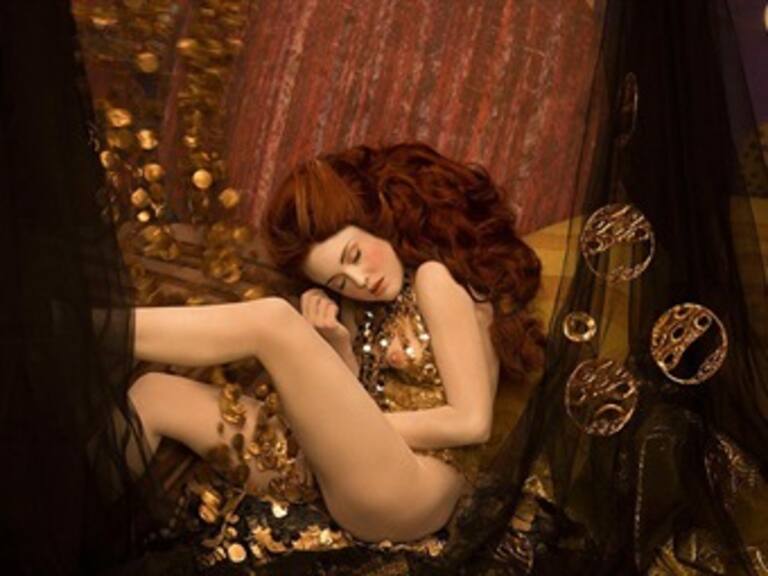 Fotógrafa recrea las pinturas de Gustav Klimt con personas reales