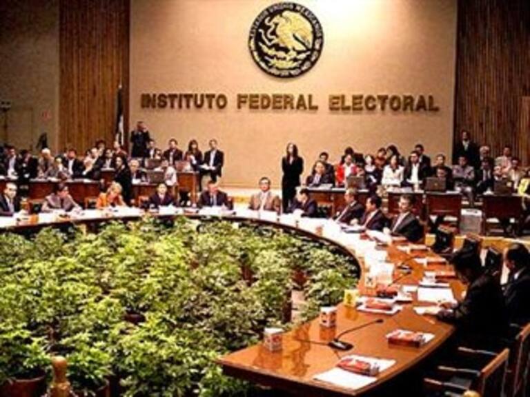 Exige IFE a partidos y funcionarios respetar su autonomía