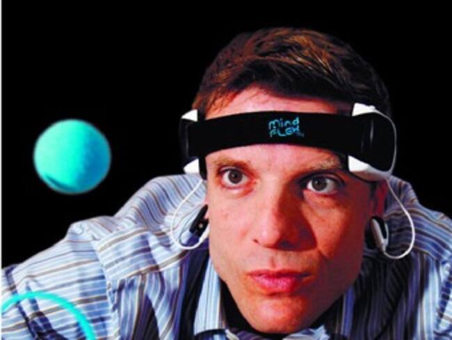 Implante de cerebro. Leo Luna, colaborador. 09/03/13