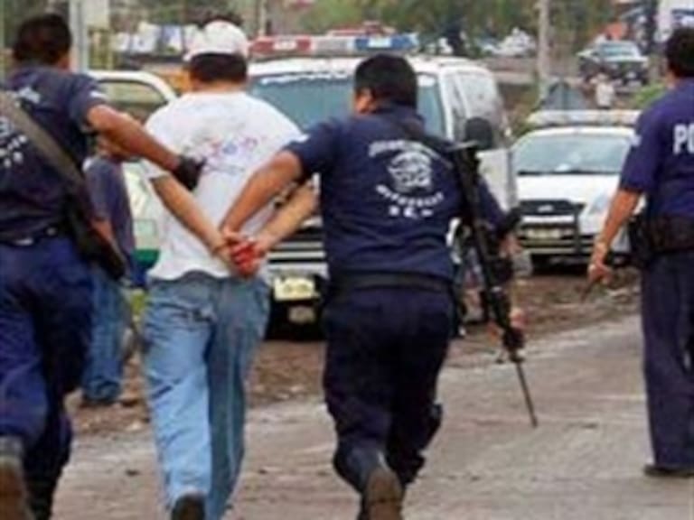 Detienen a policías que daban protección a &#039;Zetas&#039; en Chiapas