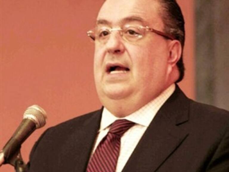 Con la ayuda de Dios México se fortalece: Gómez Mont