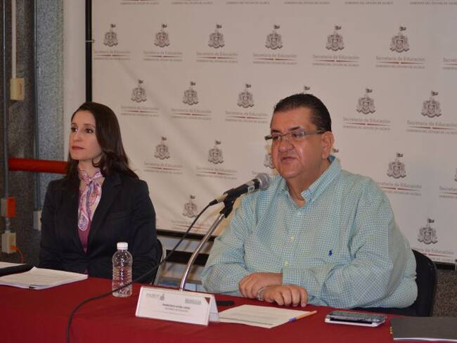 Asegura Ayón que trabajan para transparentar la nómina de maestros