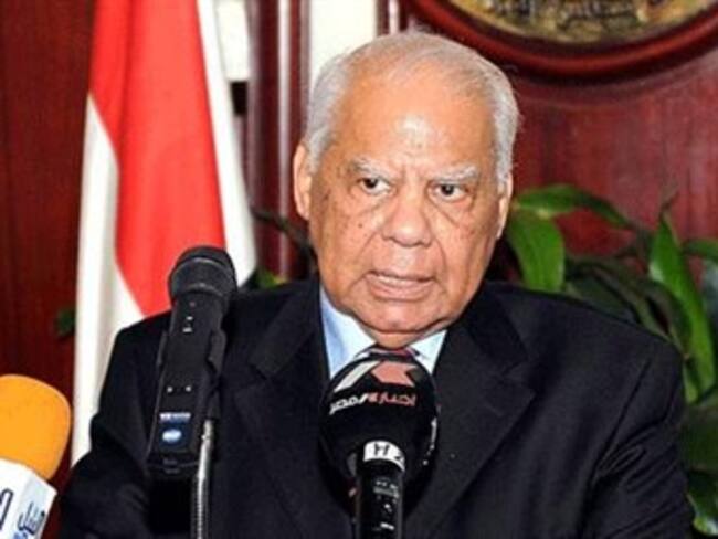 Dimite viceprimer ministro de Egipto