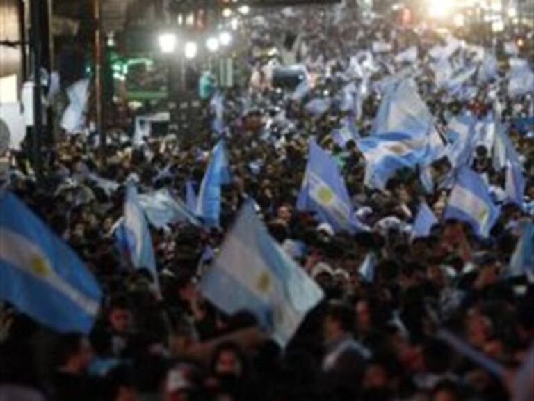 Registran invasión de 100.000 argentinos en Río de Janeiro para la final