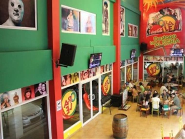 'Órale'. Armando Alcázar, dueño del restaurante