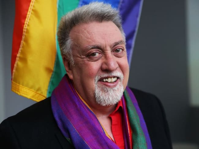 #AsíSopitas: Muere el creador de la bandera del movimiento LGBTTTI