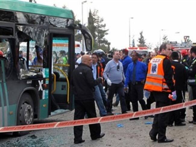 Deja 15 heridos explosión en un autobús en Tel Aviv