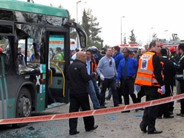 Deja 15 heridos explosión en un autobús en Tel Aviv
