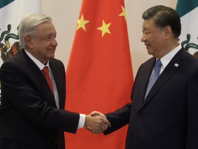 AMLO y Xi Jinping, presidente de China se reúnen por primera vez