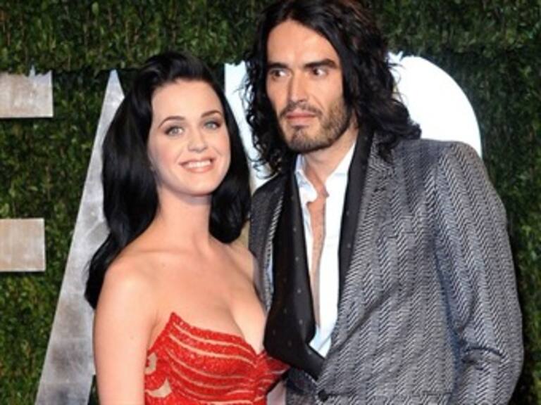 Presenta Russell Brand demanda para divorciarse de Katy Perry