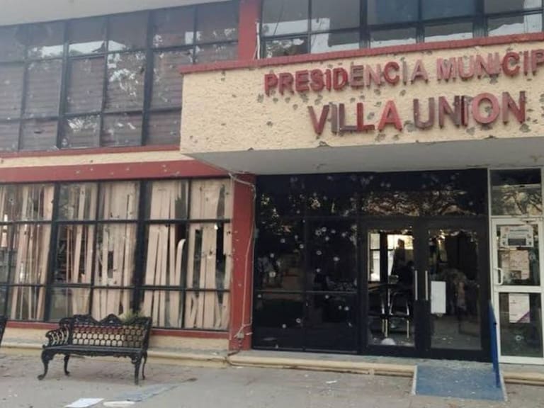 Enfrentamiento entre policías y civiles deja 14 muertos en Coahuila