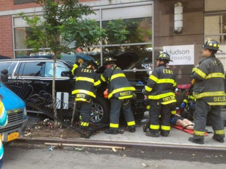 Camioneta atropella a 10 personas en Manhattan