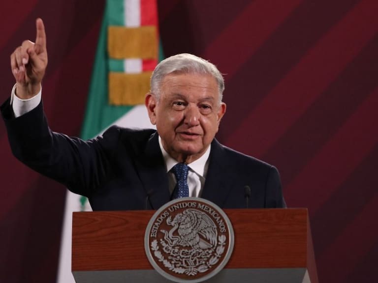 Normas es asunto de cúpulas… no es importante: AMLO