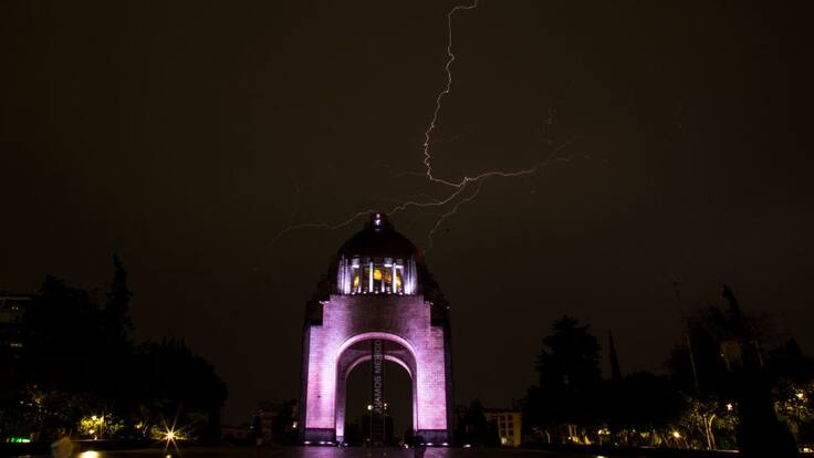 ¿Qué es la tormenta negra y a qué hora llegará hoy a México?