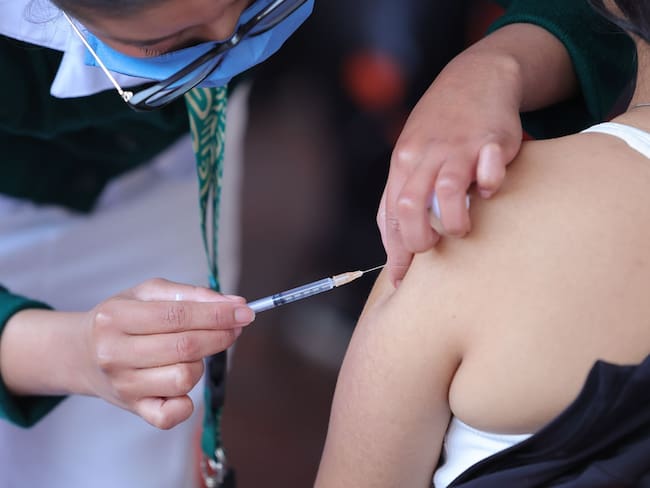 Secretaría de Salud informa que México cuenta con vacunas contra el sarampión suficientes