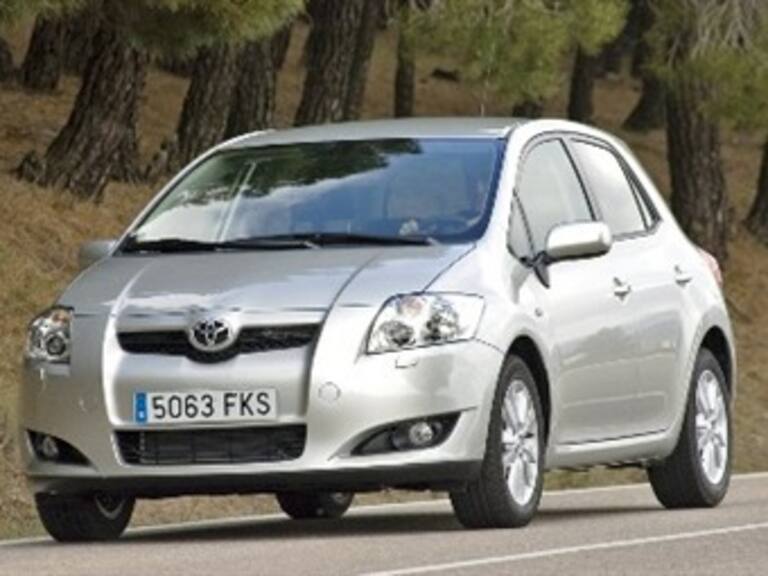 Revisará Toyota 7.4 millones de vehículos por problemas técnicos
