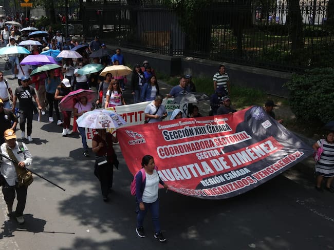 CNTE mantiene paro indefinido tras fracasar negociación con Gobernación