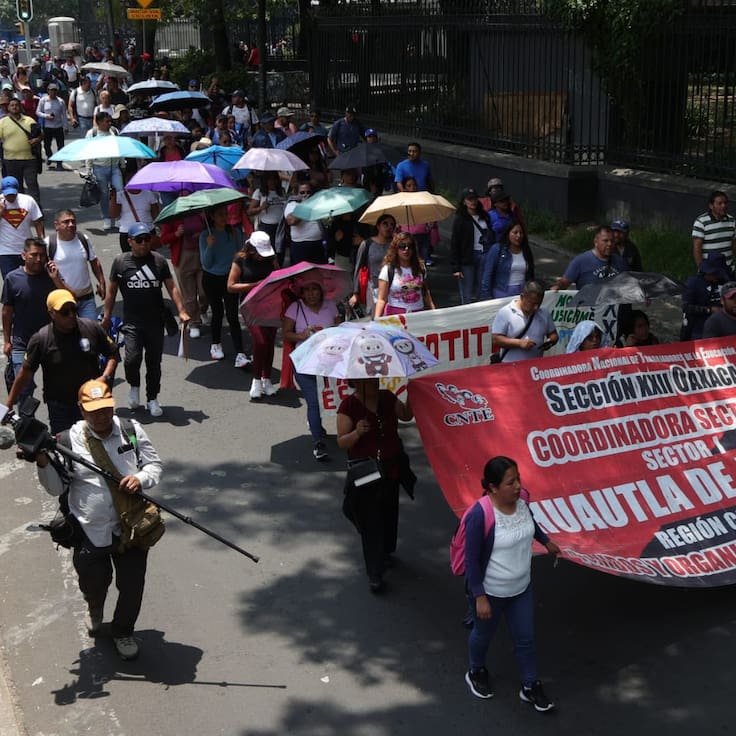 CNTE mantiene paro indefinido tras fracasar negociación con Gobernación