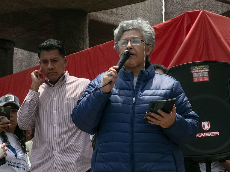 Patricia Aguayo Bernal, secretaria de El Décimo Tribunal Colegiado en Materia de Trabajo y vocera de los trabajadores de base del Poder Judicial. FOTO: MOISÉS PABLO/CUARTOSCURO.COM