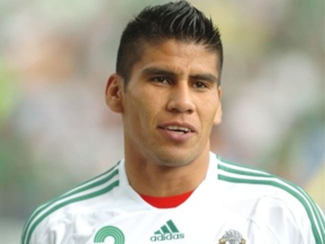 Son rumores, ni en mente tengo por ahora regresar: Carlos Salcido