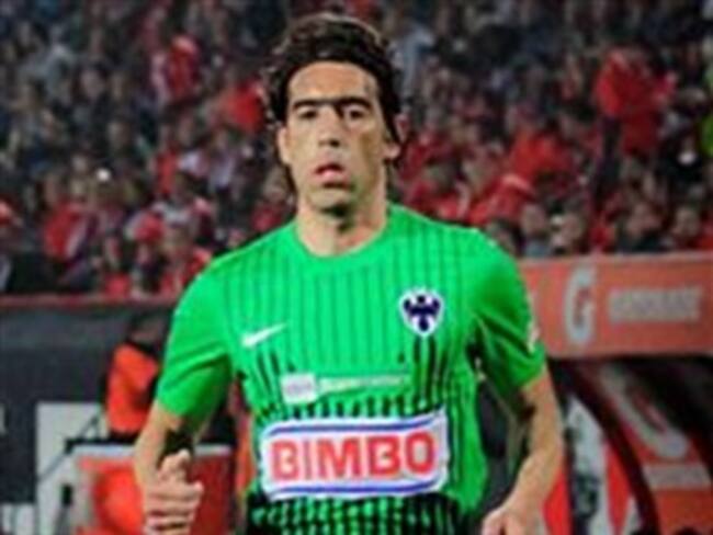 Defiende César Delgado a Humberto Suazo por picardía al fingir penalti