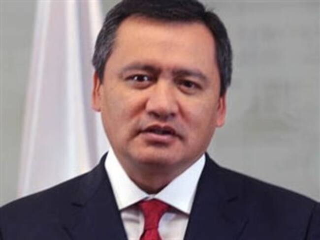 Se reúnen Osorio Chong y Napolitano