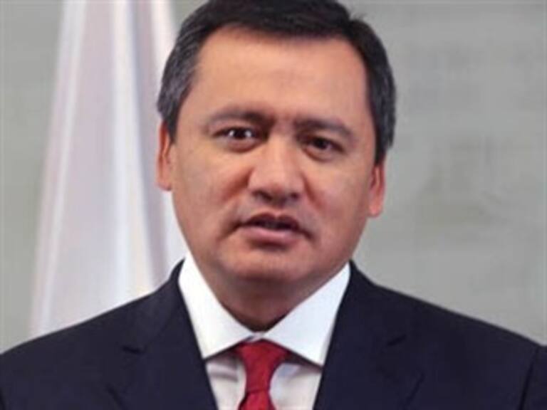 Se reúnen Osorio Chong y Napolitano