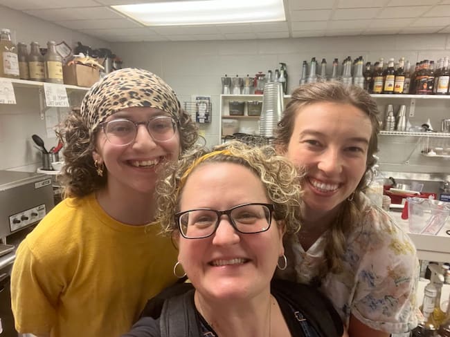 Madre de Alejandro González pide apoyo para repatriar el cuerpo del joven a Michigan tras morir en Cancún