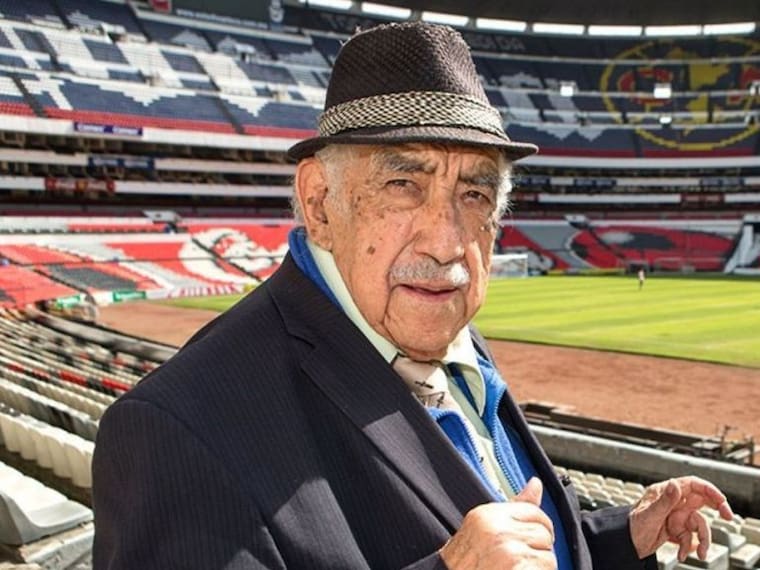Muere Melquiades Sánchez Orozco, voz del Estadio Azteca