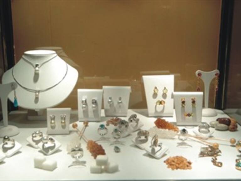 Buscan Procuradurías del país a banda roba joyerías