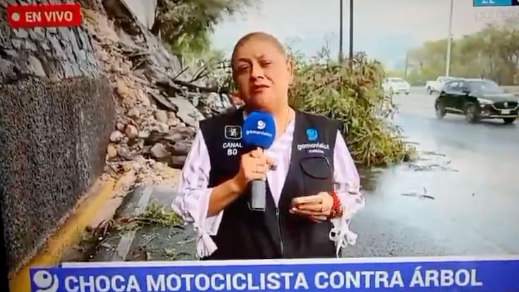 Reportera y camarógrafo son atropellados en plena cobertura en Monterrey y se transmitió en vivo | VIDEO