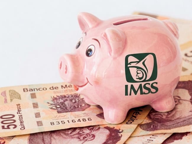 El IMSS tiene una opción para pensionarte antes de los 60 años: estos trabajadores pueden solicitarla