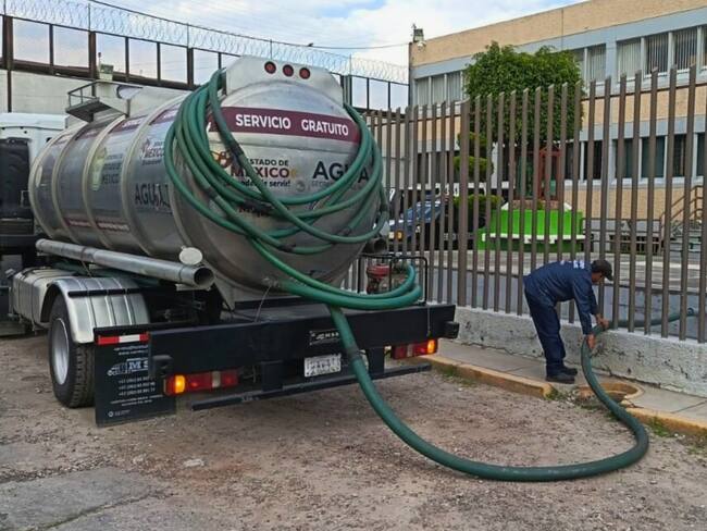 Garantiza Gobierno del EdoMéx suministro de agua en hospitales, centros de hemodiálisis y penales mexiquenses