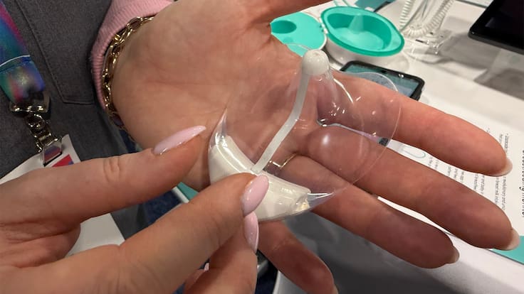 Coro: El primer monitor inteligente para lactancia materna