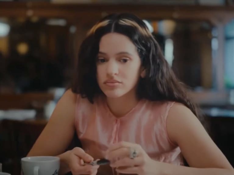 Rosalía pide disculpas tras polémica por Picasso: “Hablé sin conocer los casos de maltrato”